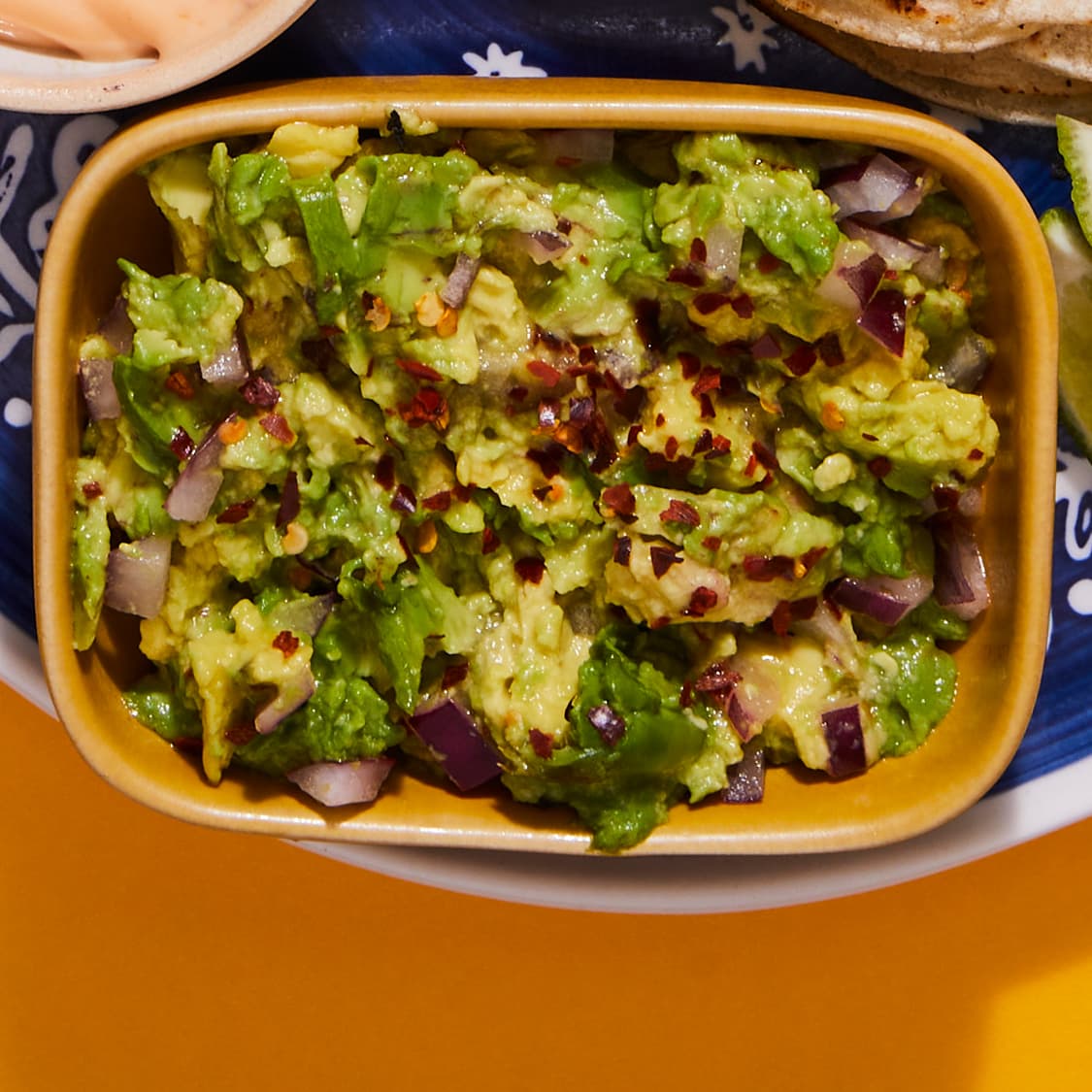 https://fleishigs.com/images/mobile-app/recipes/1184-list-guacamole.jpg