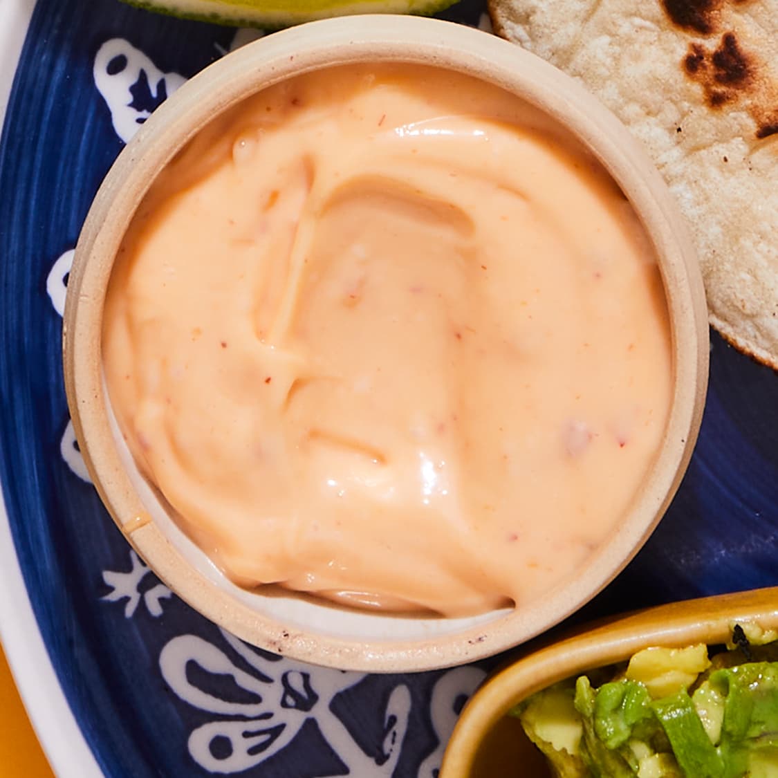 https://fleishigs.com/images/mobile-app/recipes/1185-list-sweet-chili-mayo.jpg