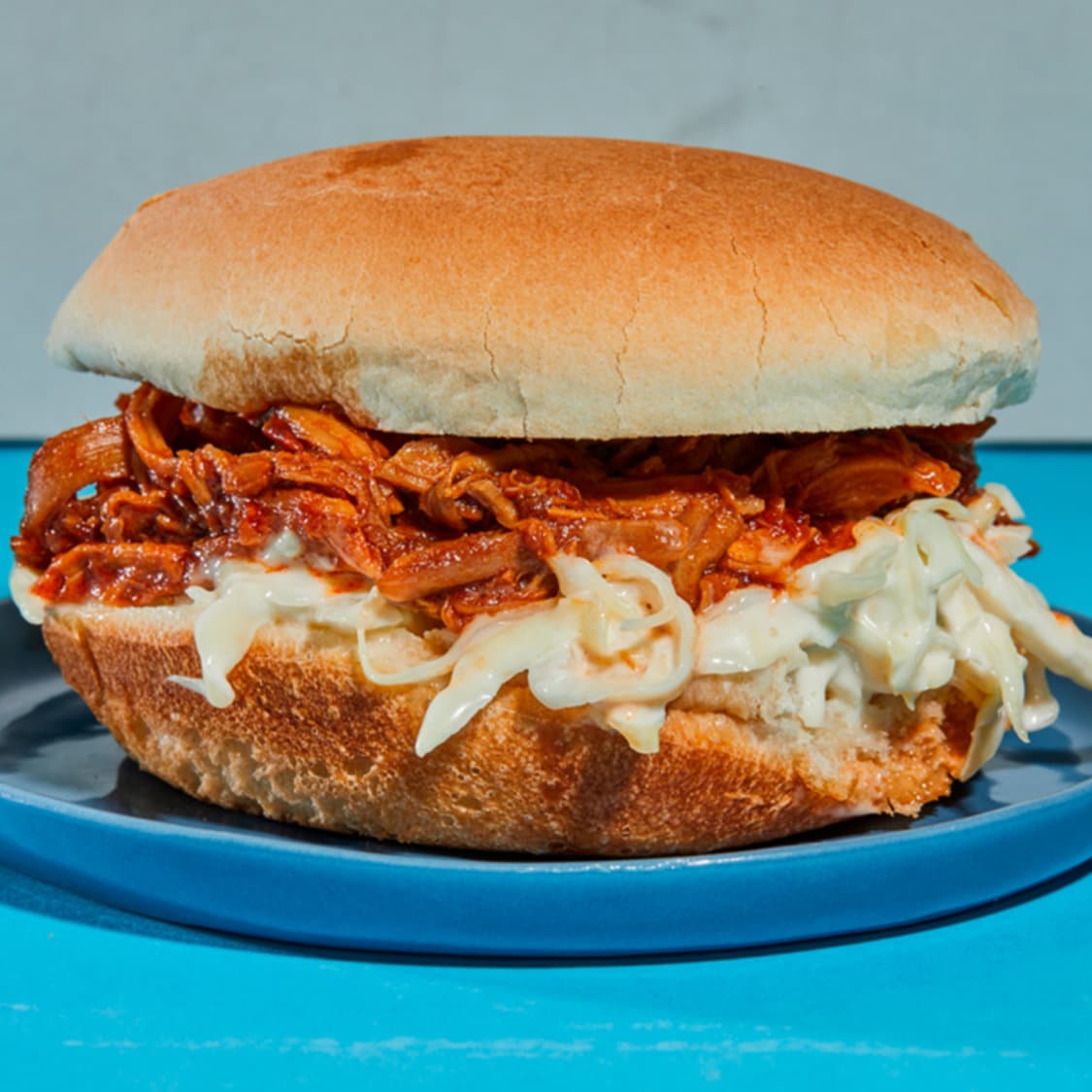 https://fleishigs.com/images/mobile-app/recipes/1486-list-spicy-pulled-chicken-sandwiches.jpg