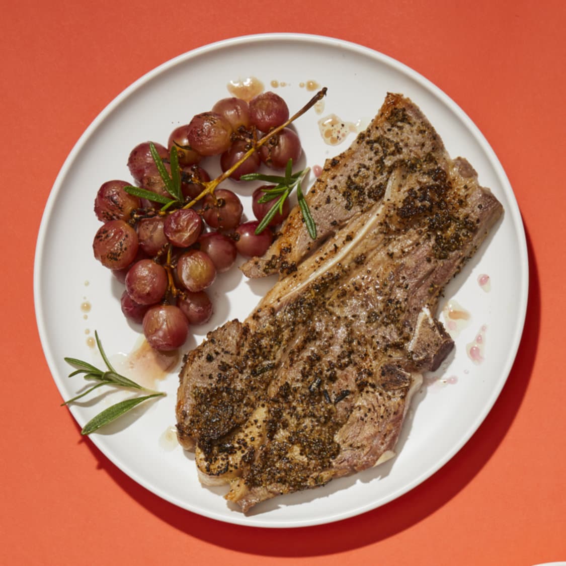 https://fleishigs.com/images/mobile-app/recipes/1644-list-broiled-veal-chops-with-grapes.jpg