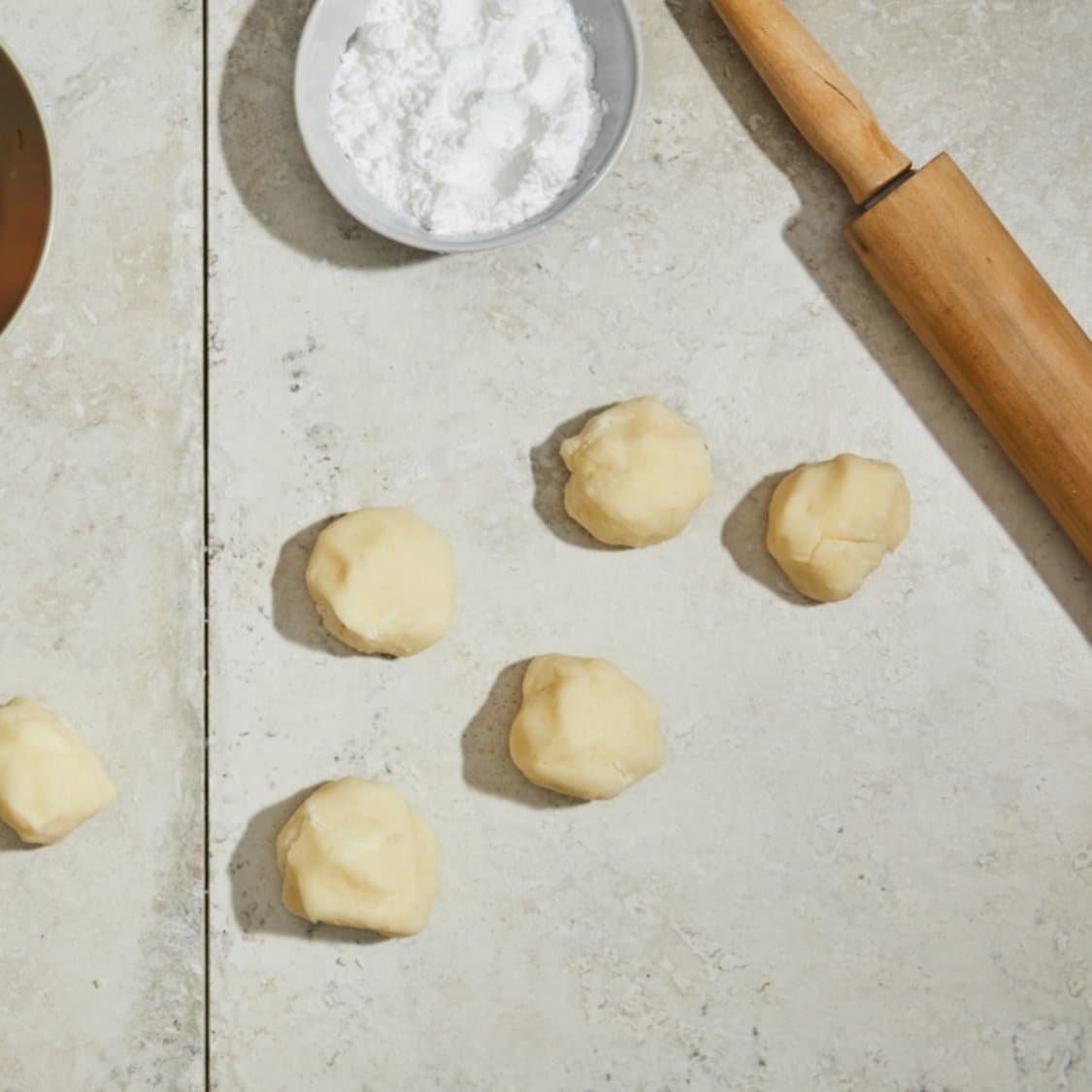 https://fleishigs.com/images/mobile-app/recipes/1865-list-potato-dough.jpg