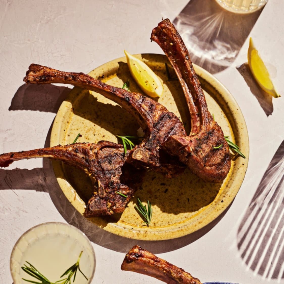 https://fleishigs.com/images/mobile-app/recipes/3490-list-rosemary-glazed-lamb-chops.jpg