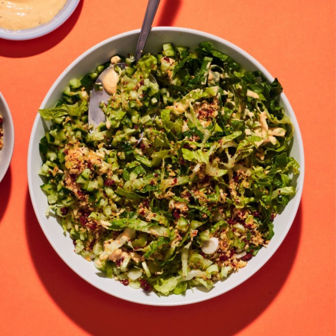 https://fleishigs.com/images/mobile-app/recipes/3643-list-all-green-salad-with-garlic-charcuterie-breadcrumbs.jpg