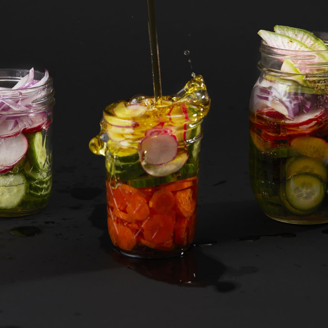 https://fleishigs.com/images/mobile-app/recipes/42-list-quick-pickled-vegetables.jpg
