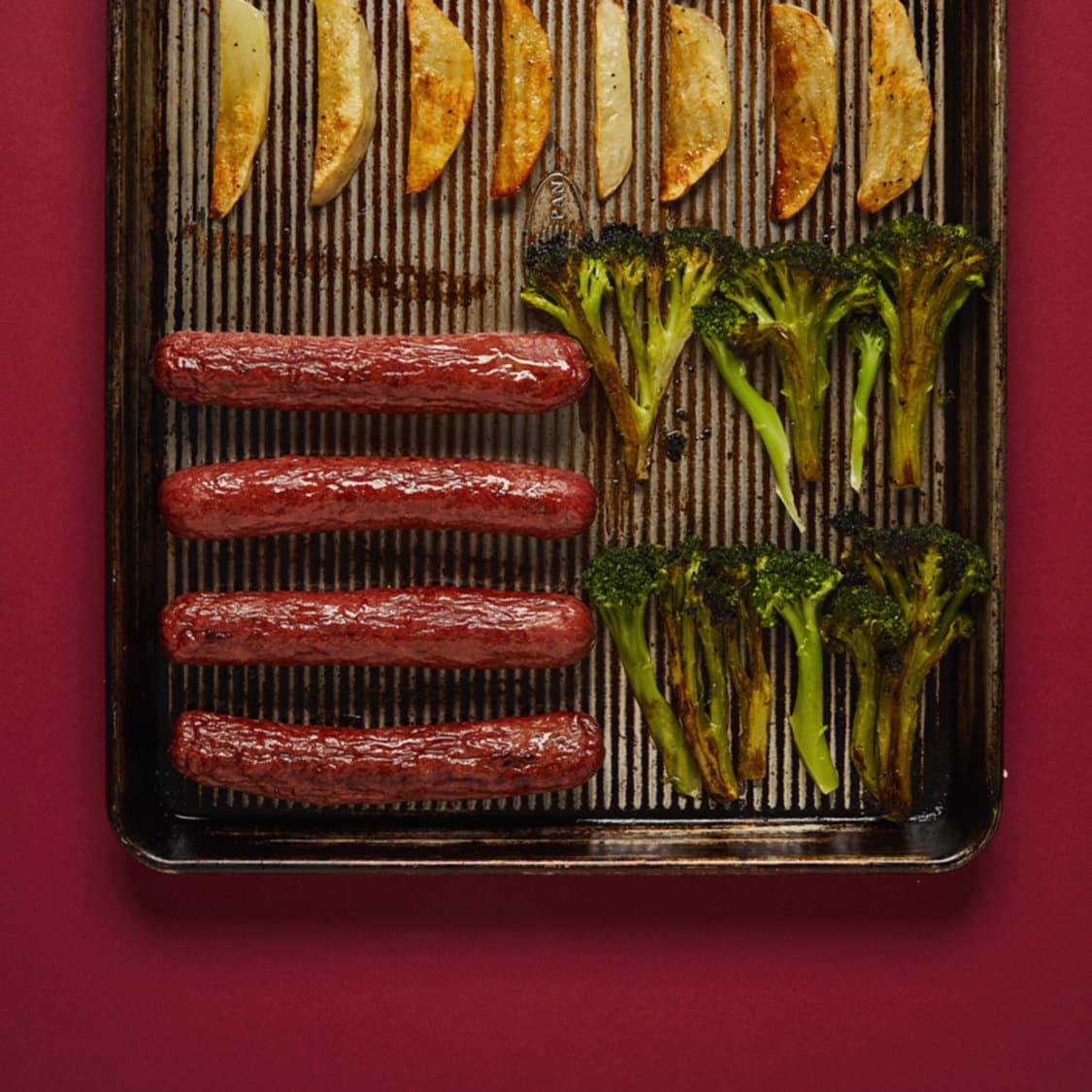 https://fleishigs.com/images/mobile-app/recipes/669-list-smoky-sheet-pan-sausage-broccoli-and-potatoes.jpg